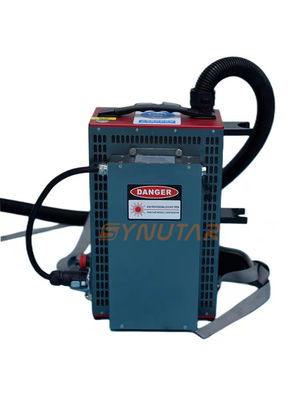 メタル小型ハンドヘルドレーザークリーニングマシン 2000W 水冷却システム